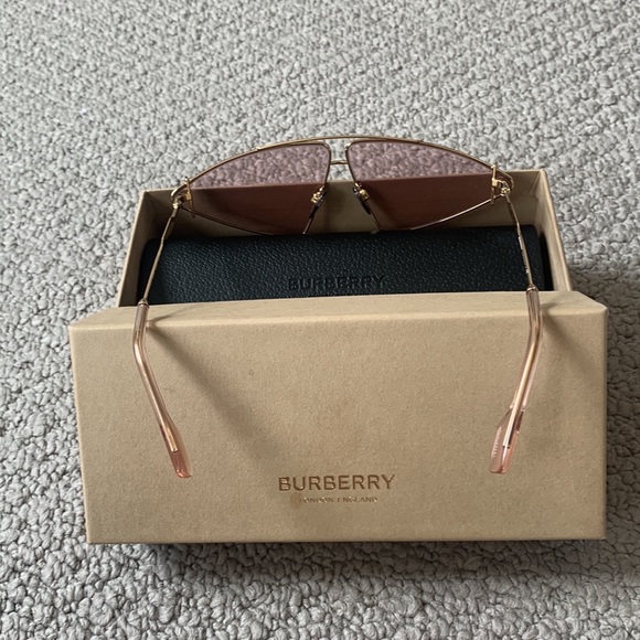 BURBERRY PINK TINTED LENSES CAT EYE SUNGLASSES - Picture 7 of 14